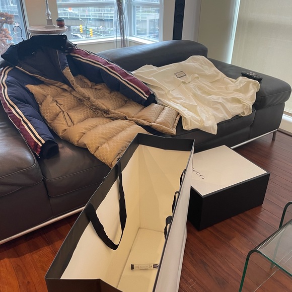 Quilted Logo-jacquard Shell Hooded Down Jacket - Picture 4 of 5